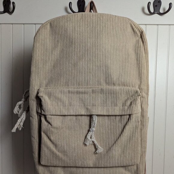 closet closing NWOT - Picture 2 of 12